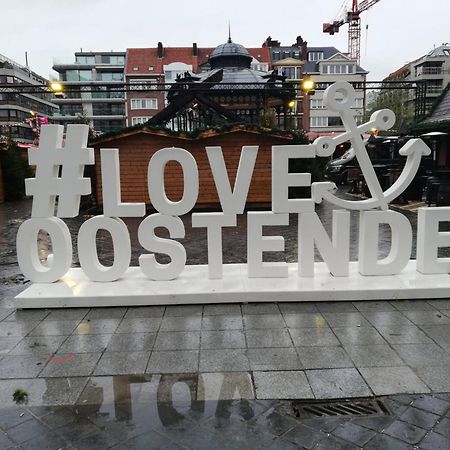 Lichtrijk En Comfortabel Hoekappartement Met Gratis Parking En Zeer Centraal Gelegen - Comme Chez Soi Ostende Exterior foto