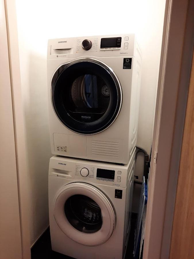Lichtrijk En Comfortabel Hoekappartement Met Gratis Parking En Zeer Centraal Gelegen - Comme Chez Soi Ostende Exterior foto